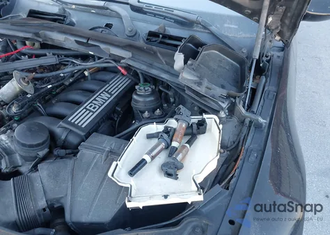 2008 BMW 328I из США, поврежденный, VIN WBAWR33598P153811